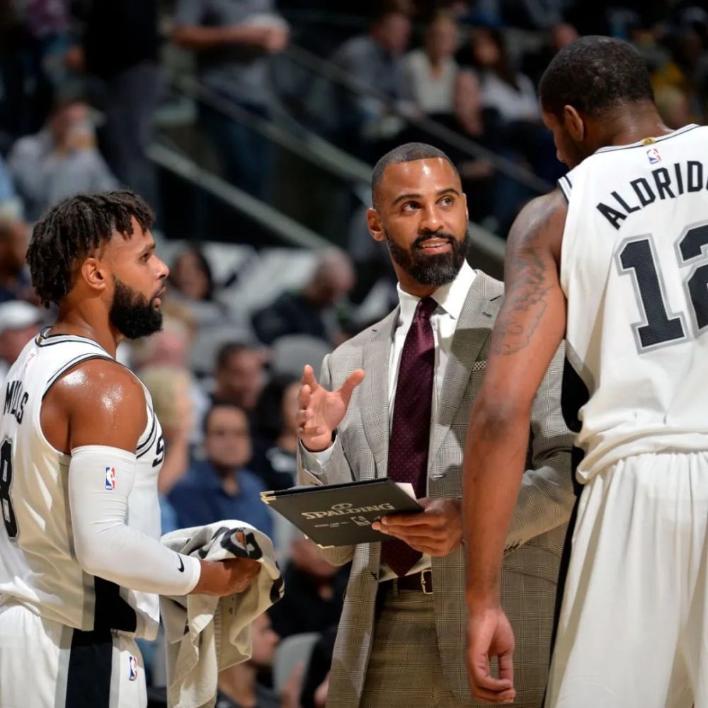 回归无疑是 回归无疑是