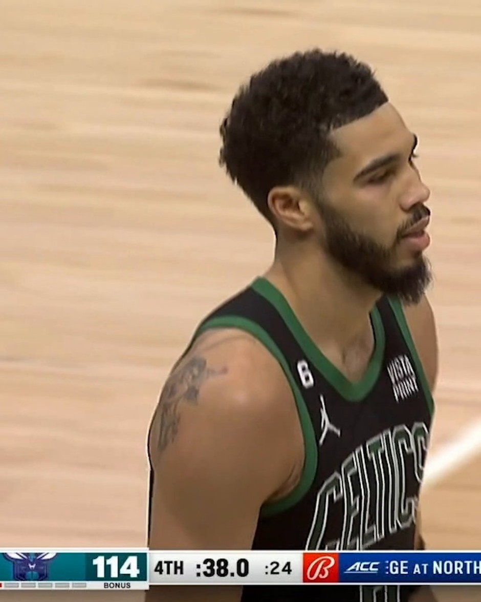 凭借顽强防 凭借顽强防