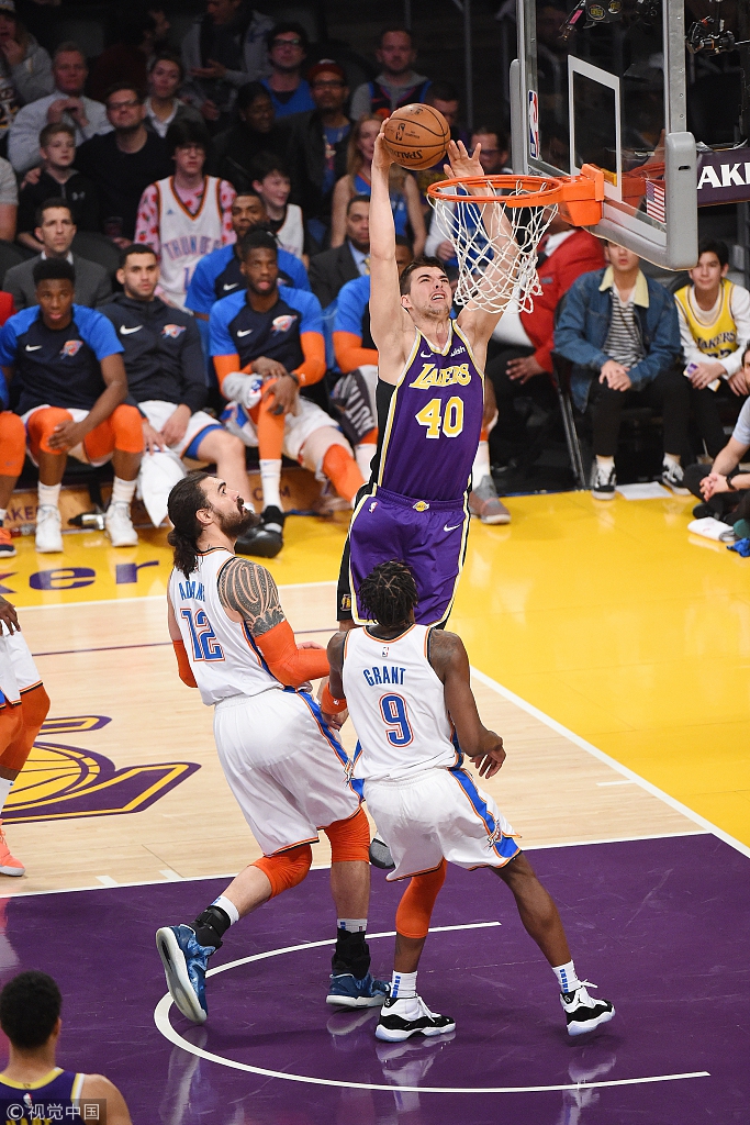 年轻人投身 年轻人投身