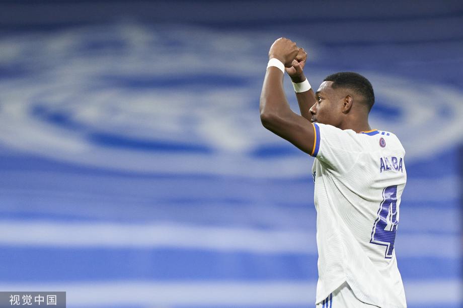 球场上的表 球场上的表